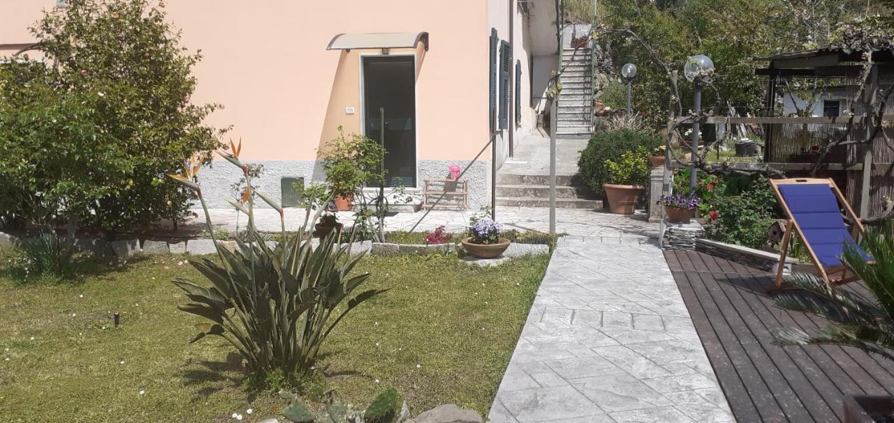 La Casa Nel Verde ラヴァーニャ エクステリア 写真